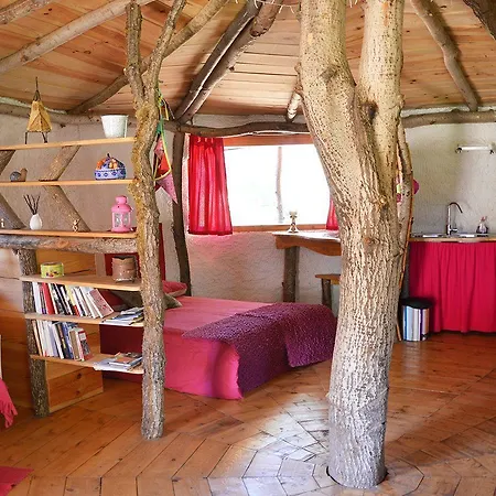 Le Nid Dans Les Bruyeres Bed & Breakfast