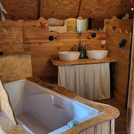 ベッド・アンド・ブレックファスト Le Nid Dans Les Bruyeres 3*