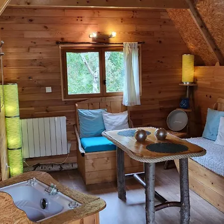 Le Nid Dans Les Bruyeres Fère-en-Tardenois