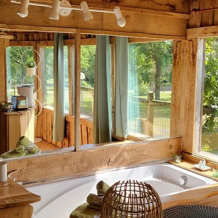 Le Nid Dans Les Bruyeres Bed and breakfast