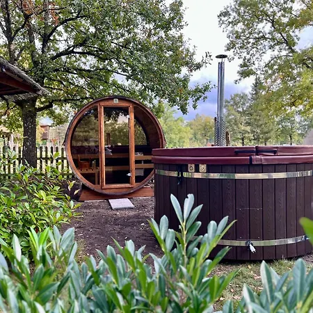 Le Nid Dans Les Bruyeres Bed & Breakfast 3*