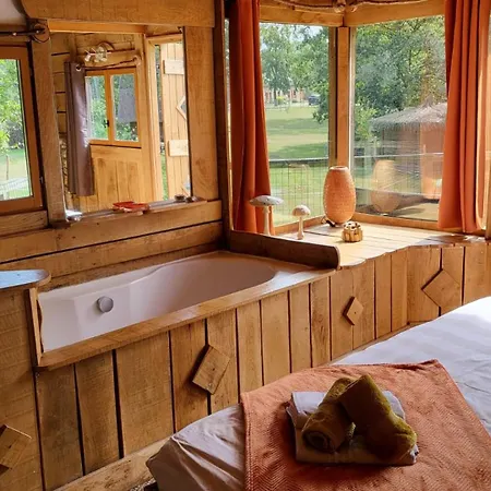 ベッド・アンド・ブレックファスト Le Nid Dans Les Bruyeres 3*