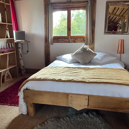 Le Nid Dans Les Bruyeres フェール・アン・タルドノワ