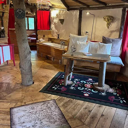 Le Nid Dans Les Bruyeres Bed and breakfast