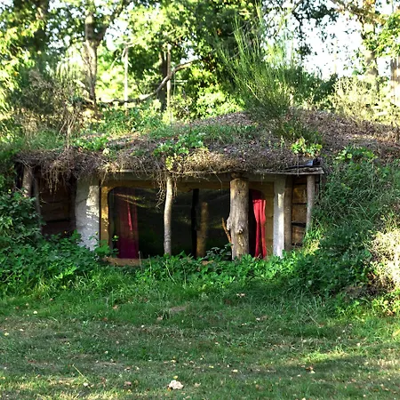 Le Nid Dans Les Bruyeres ベッド・アンド・ブレックファスト