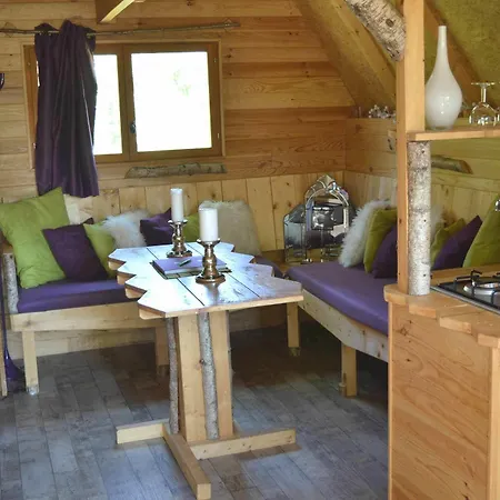 Le Nid Dans Les Bruyeres ベッド・アンド・ブレックファスト フェール・アン・タルドノワ