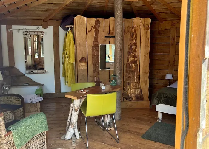 Le Nid Dans Les Bruyeres Bed & Breakfast 3*