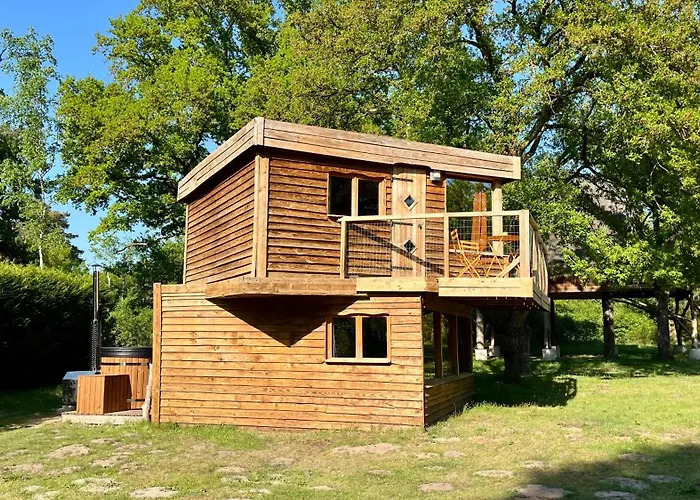 Le Nid Dans Les Bruyeres Fere-en-Tardenois