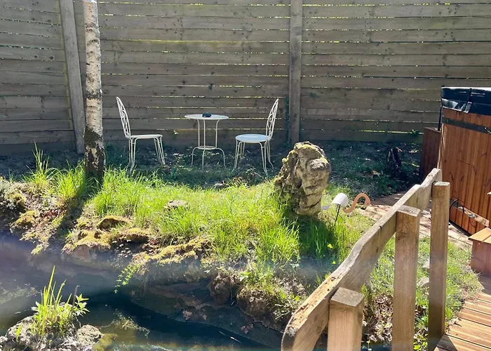 Le Nid Dans Les Bruyeres Bed & Breakfast 3*